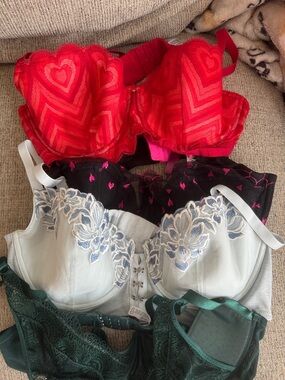 4 Adore Me lightly lined underwire bras